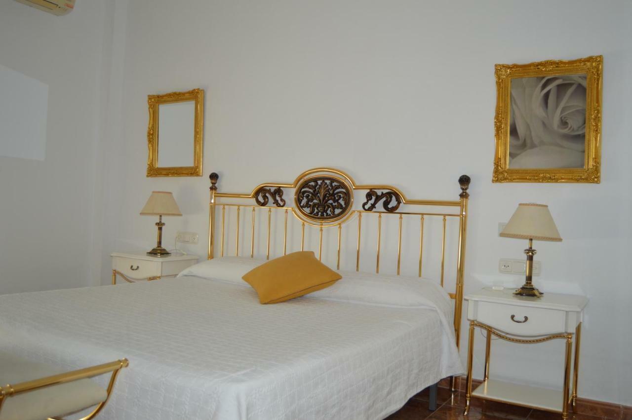 Hotel Poniente Moraleda De Zafayona Buitenkant foto