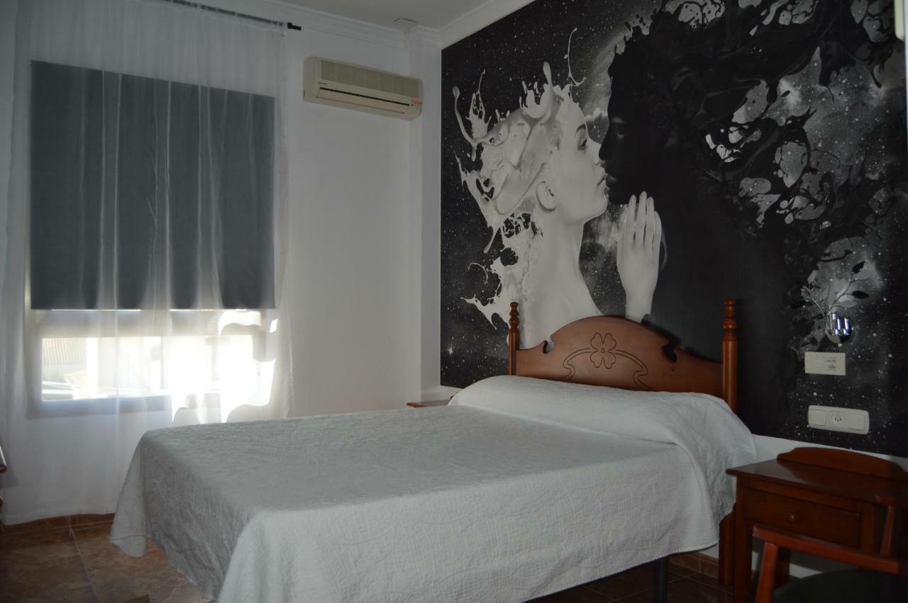 Hotel Poniente Moraleda De Zafayona Buitenkant foto