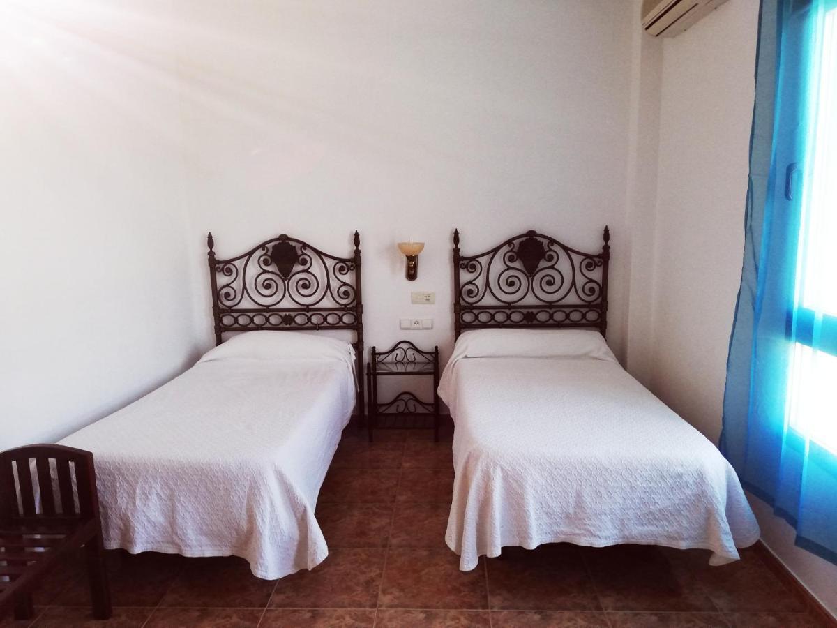 Hotel Poniente Moraleda De Zafayona Buitenkant foto